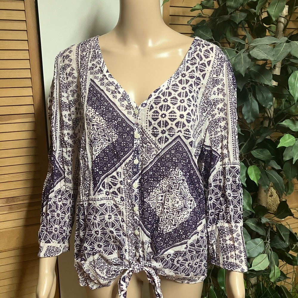 Lucky Brand Purple and White 3/4 Sleeve Tie Front Blouse